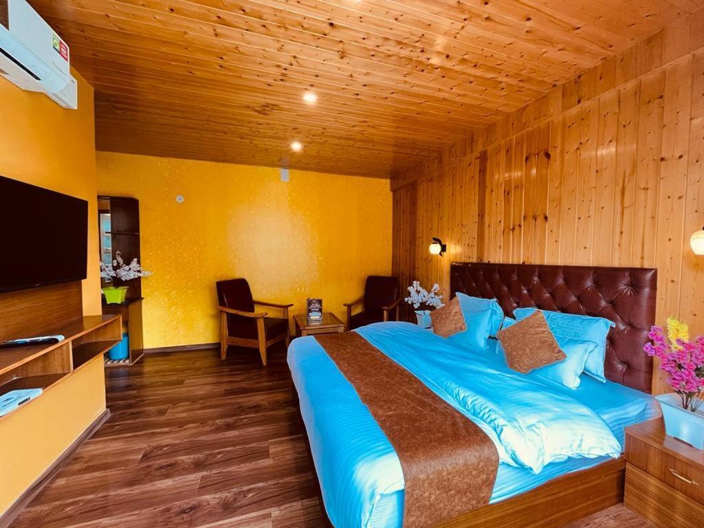 Tata Vista Resort Mall Road Manali - Centrally Heated & Air Cooled Zewnętrze zdjęcie